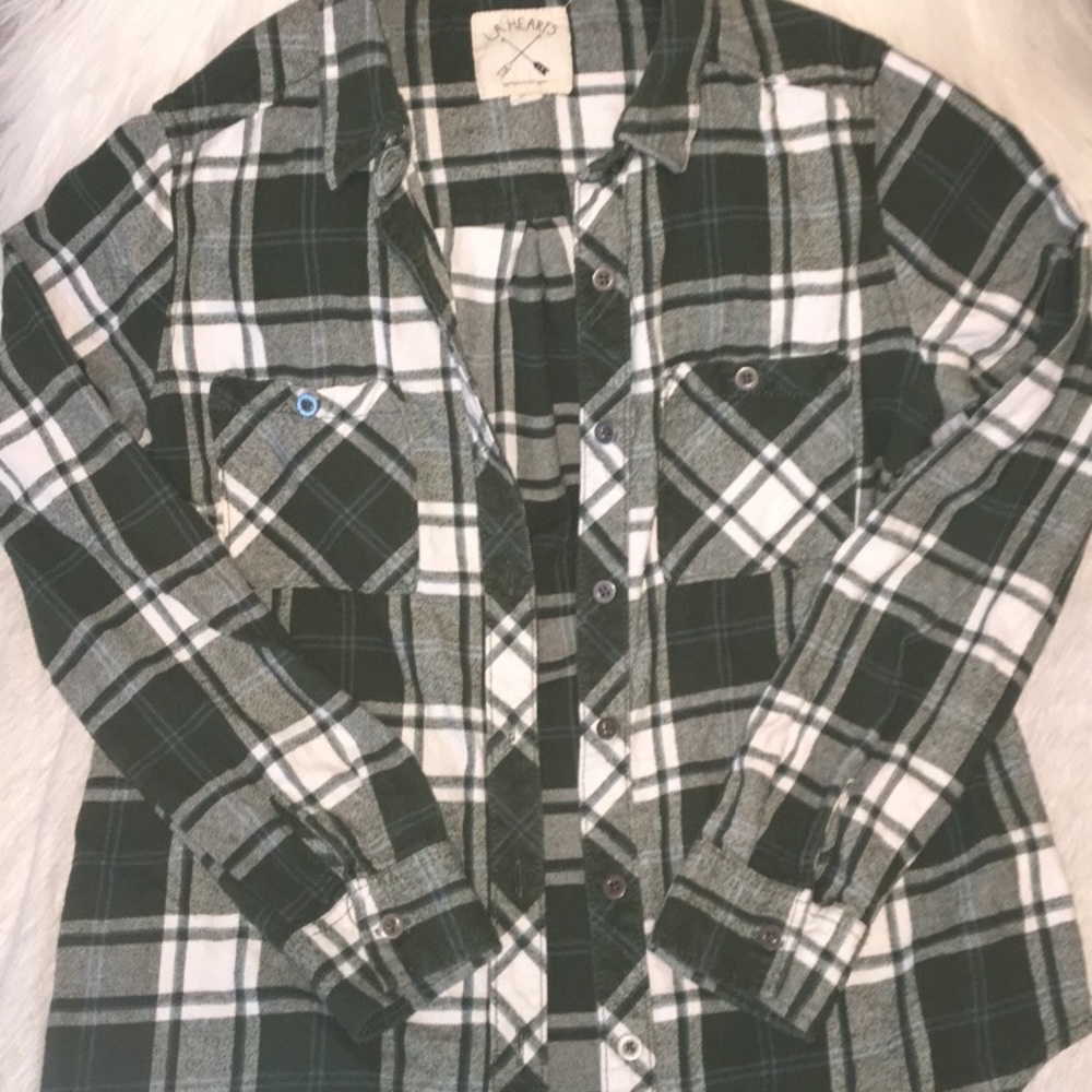 SMALL L.A. HEARTS PACSUN FLANNEL!
